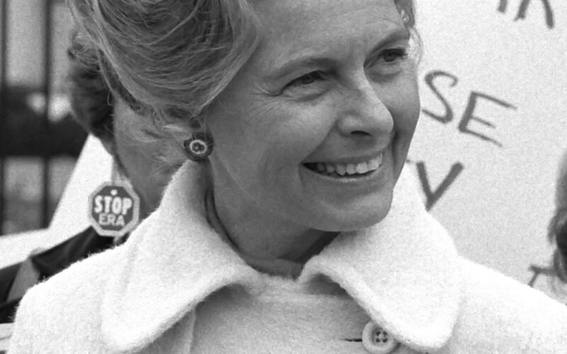 phyllis robertson thomas 49 1